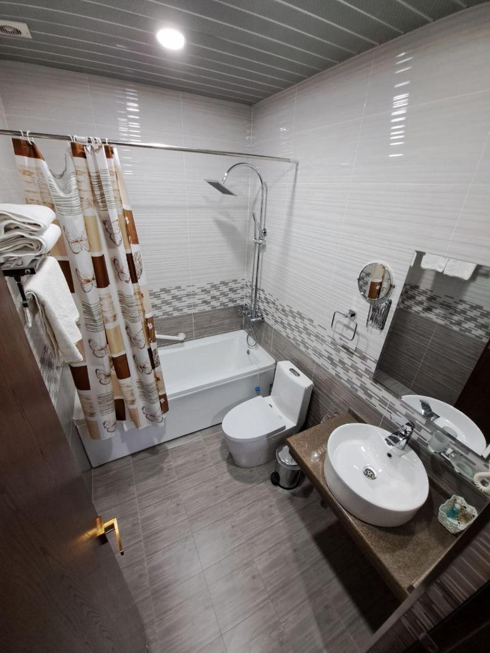 Caravan Plaza Inn Boutique Buchara Exteriör bild