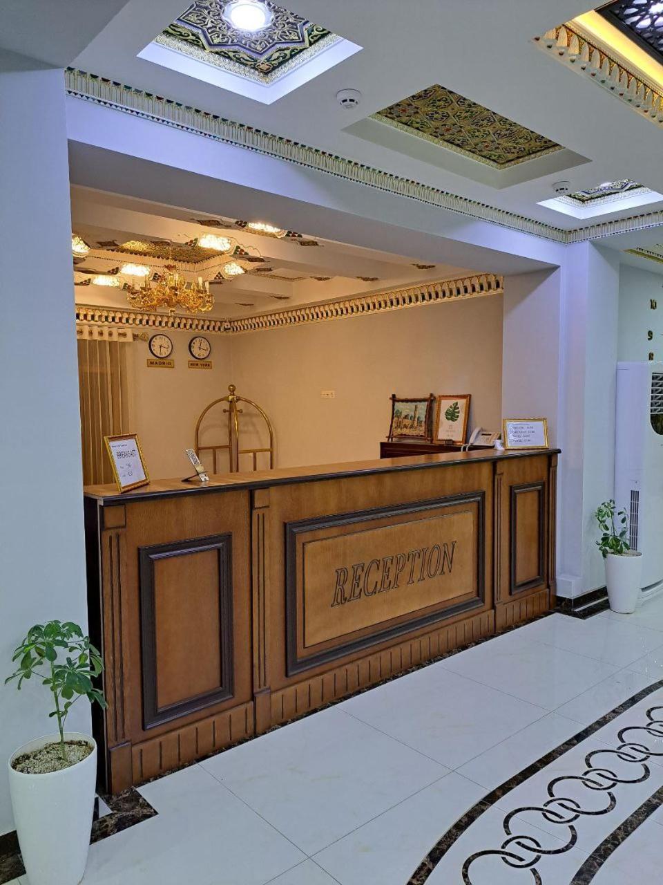 Caravan Plaza Inn Boutique Buchara Exteriör bild